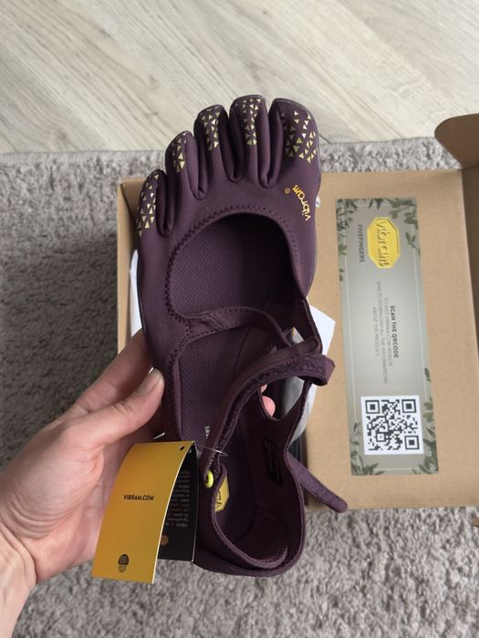 Vibram five fingers