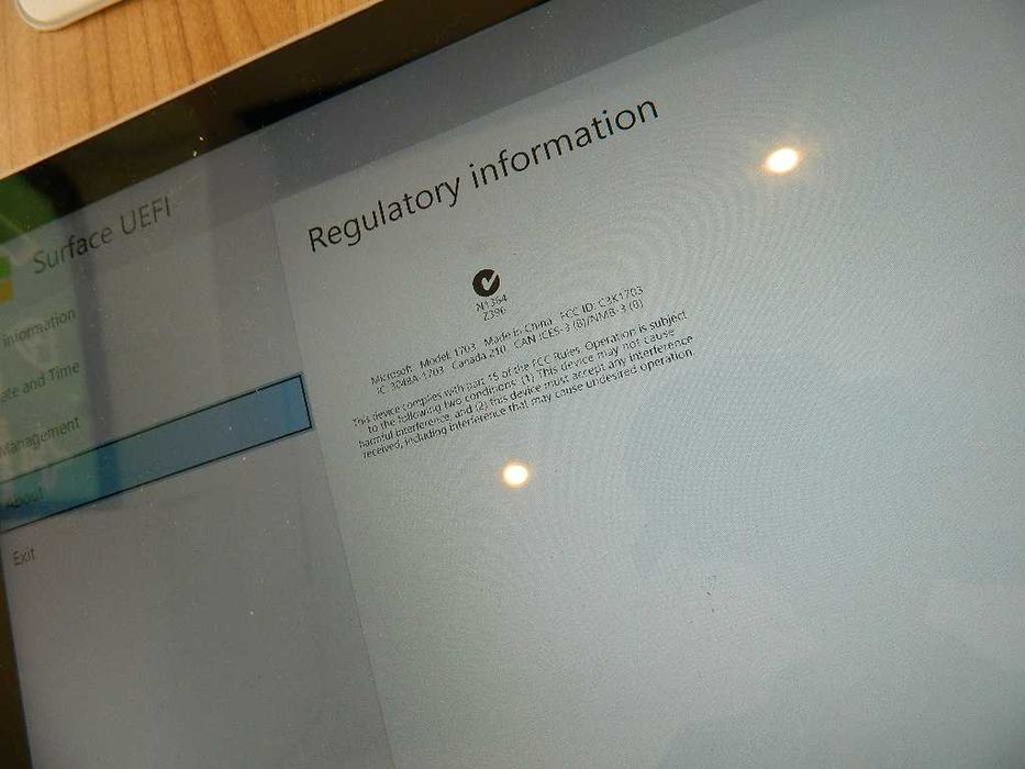 Microsoft Surface Book 2 model 1703