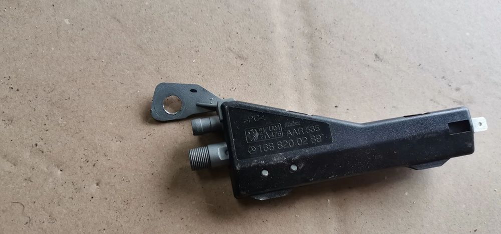 MERCEDES A klasa W168 wzmacniacz anteny radia