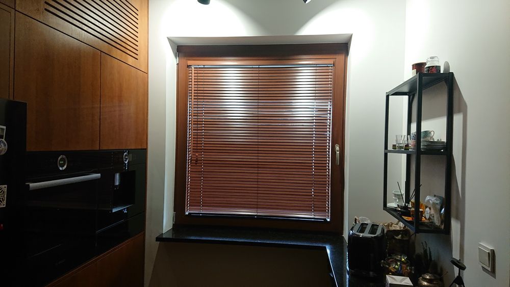 Żaluzje drewniane/bambusowe/aluminiowe