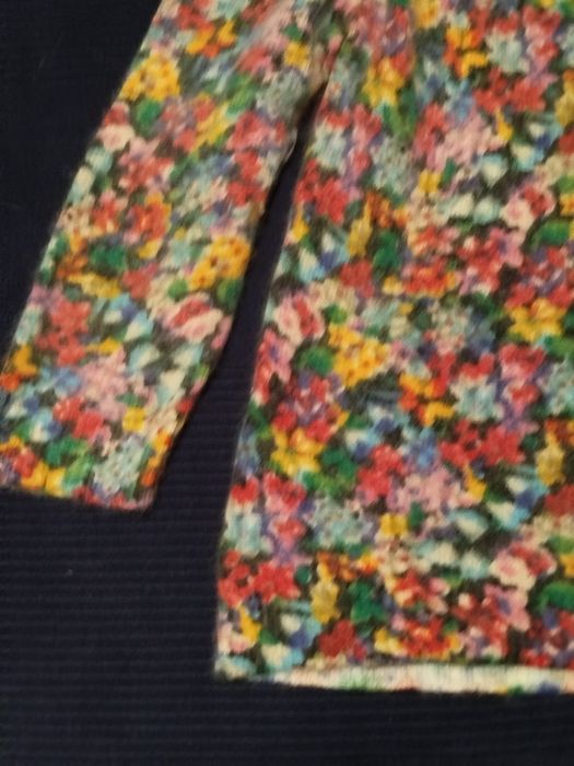 Sweter z bufkami w kwiatki z moherem H&M L 40