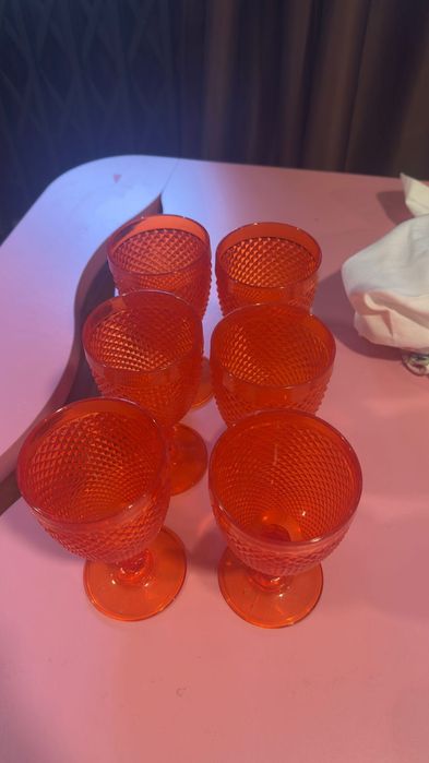 Conjunto de pratos e copos ikea