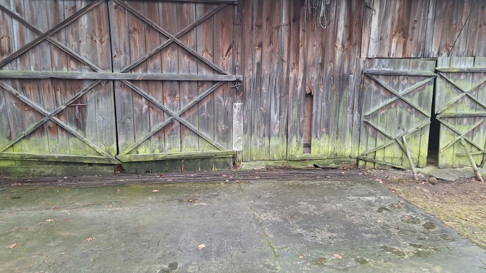 Sprzedam stodołe do rozbiórki