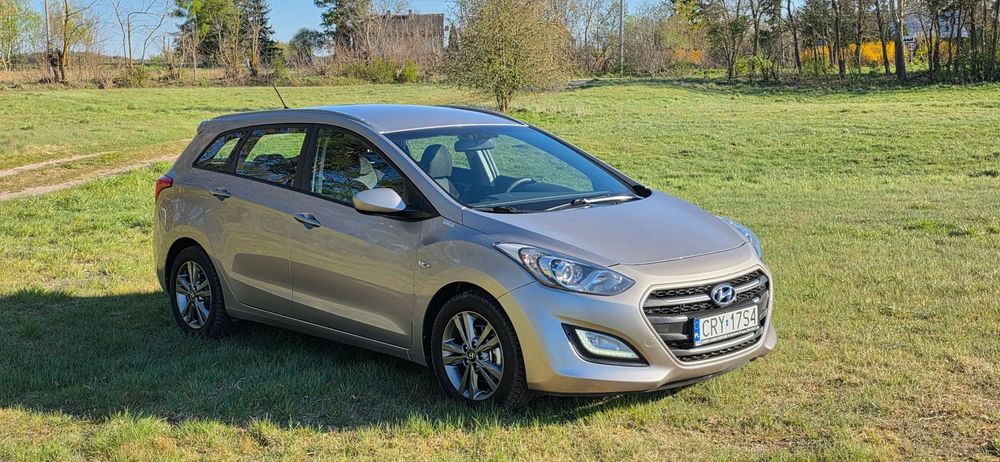 Hyundai I30 1.6 mpi*120KM* Nav*Bezwypadkowy*SERWIS*