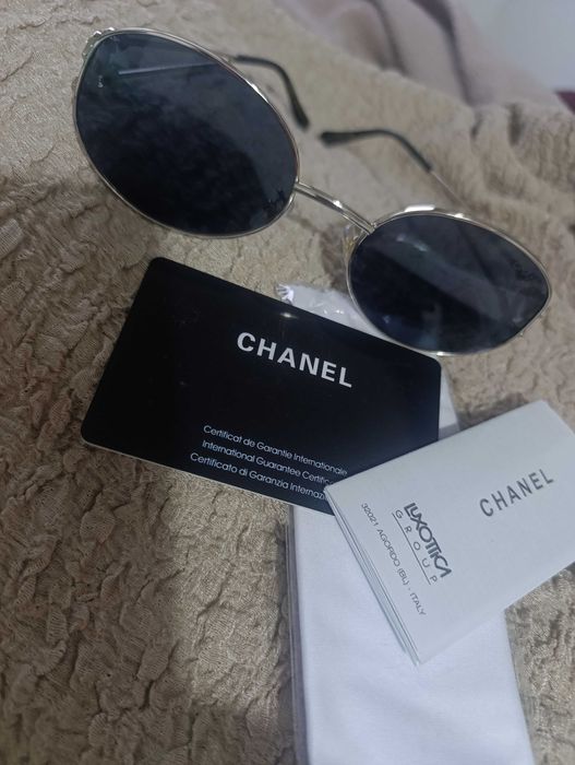 Óculos Pretos Novos