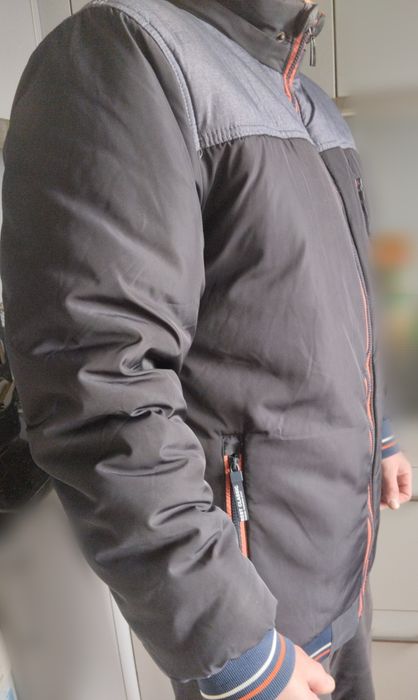 Продам куртку на овчине