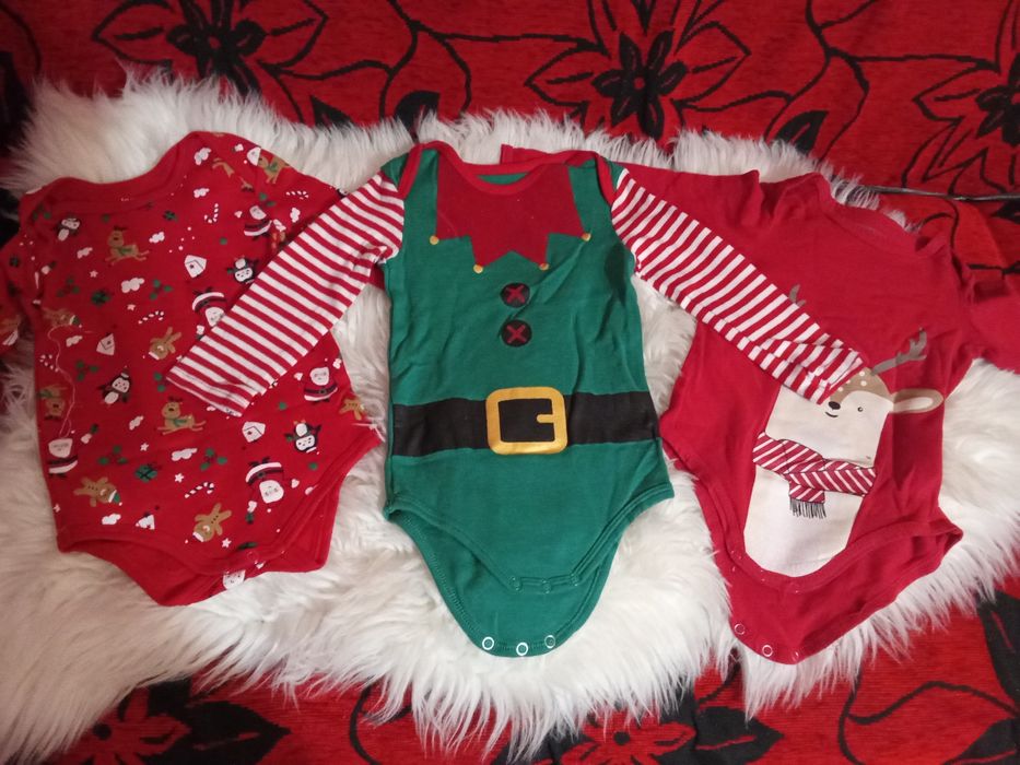 Lote de três bodies alusivos ao Natal 36