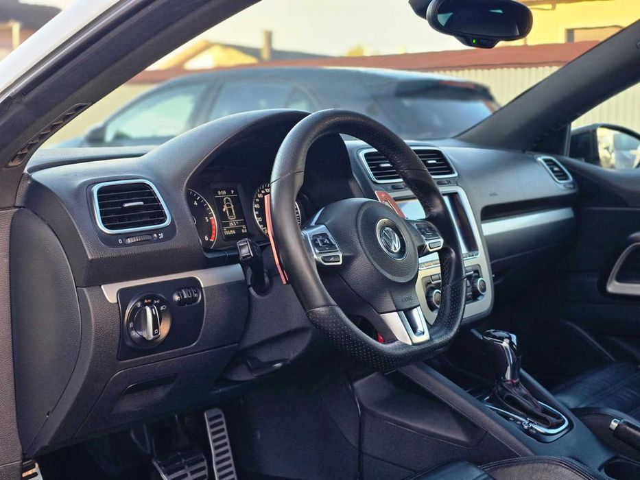 VOLKSWAGEN SCIROCCO 2.0TDI 140CV "DSG"