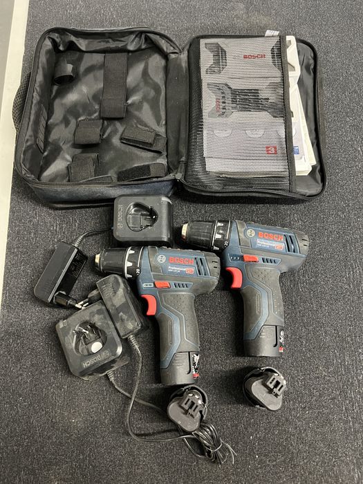 Zestaw wkrętarek Bosch Professional GSR 12V-15 – 2 szt. + 4 akumulatory