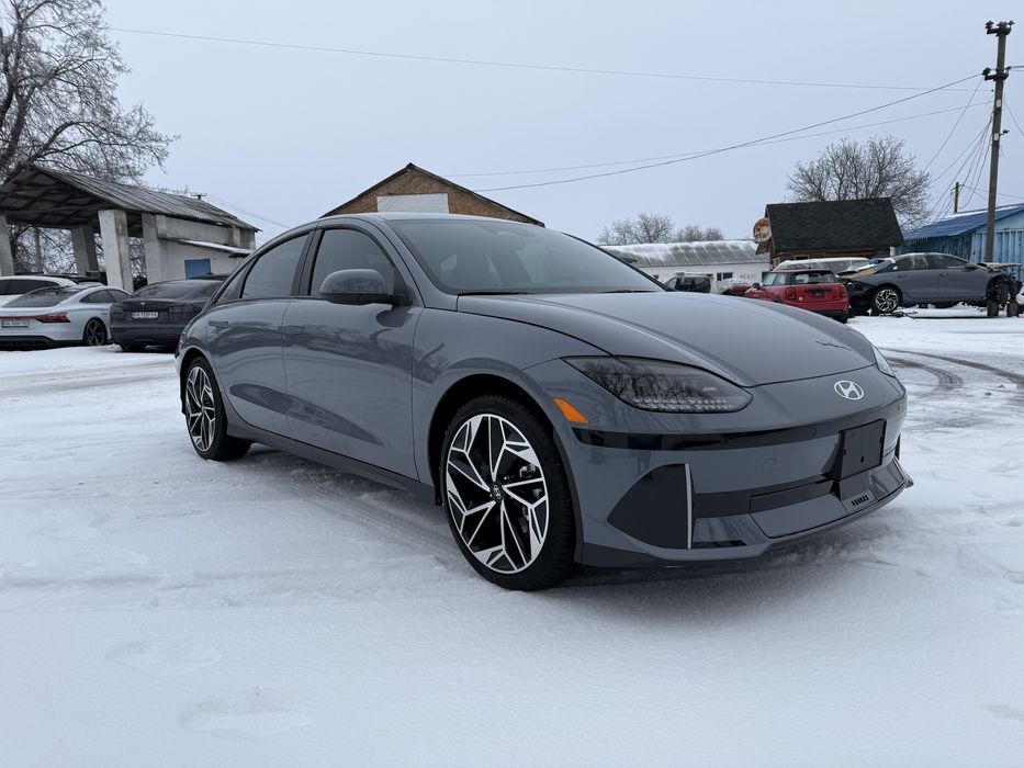 Продам по запчастинах Hyundai Ioniq 6 2024 рік