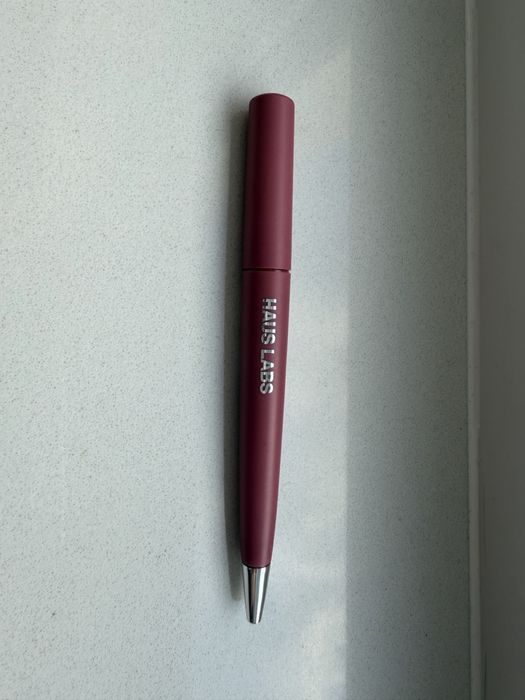 Monster Lip Crayon Konturówka do ust haus labs