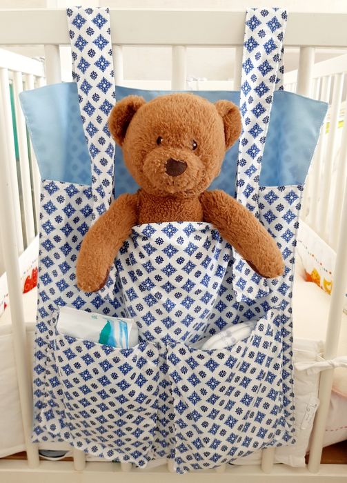 Saco organizador para berço