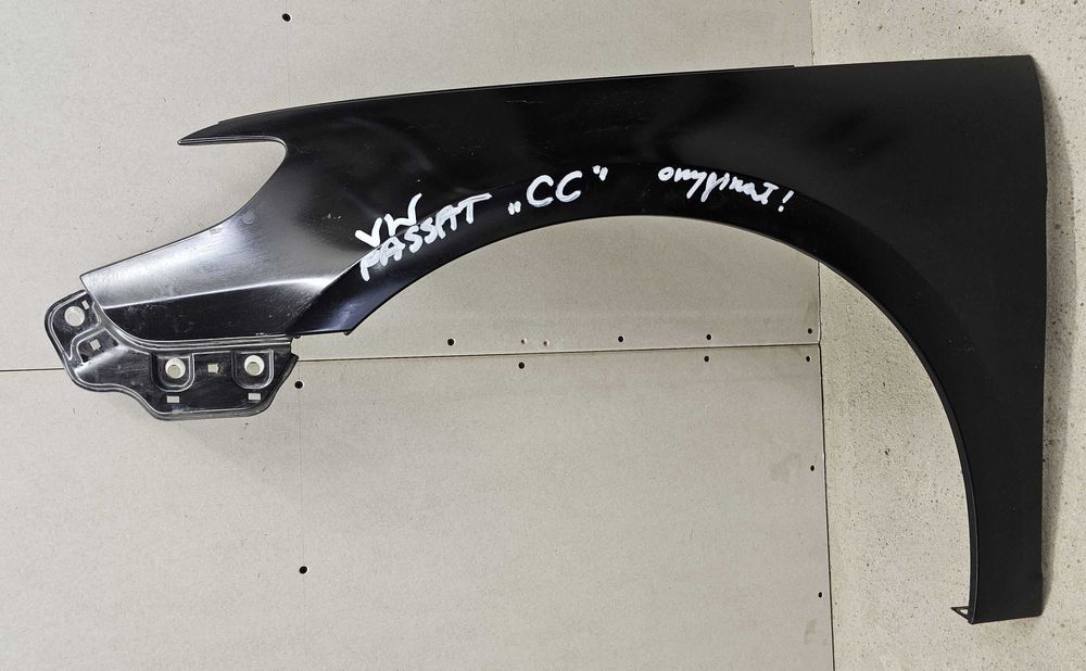Volkswagen Passat CC błotnik przód przedni lewy 08-12r.
