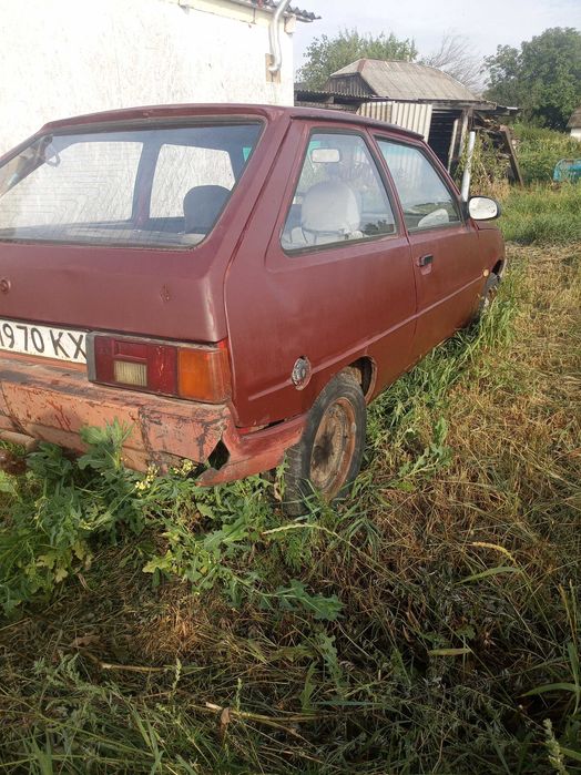 Таврія продам на газу.