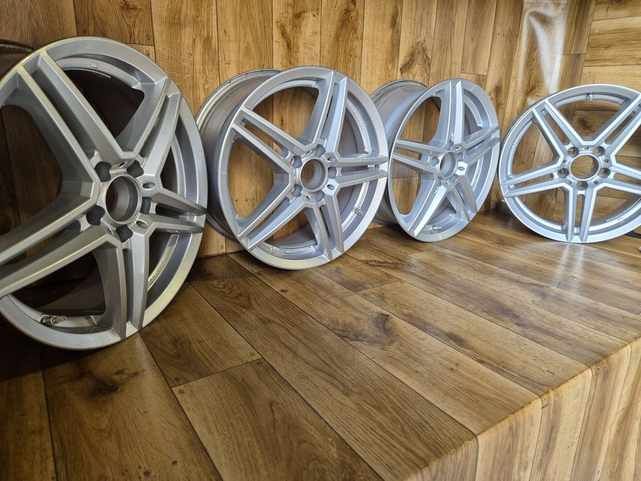 Alufelgi Uniwheels 17 cali 5x112 et 48,5 7j stan idealny