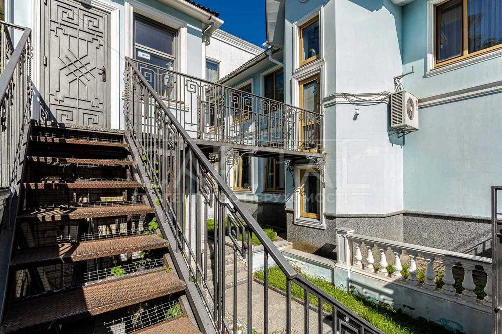 Продаж будинку у Києві, Печерський р-н