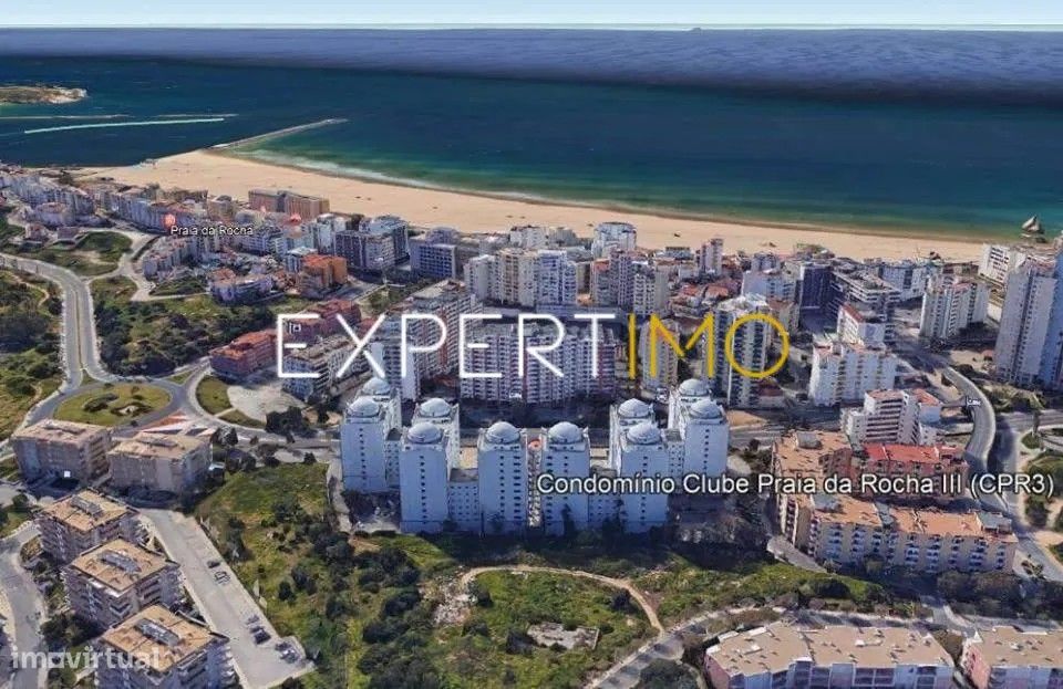 T1 em condomínio fechado a 300m da praia