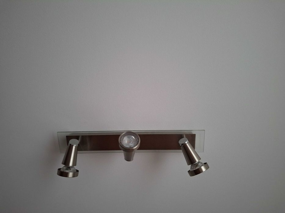 Candeeiro de teto - Foco