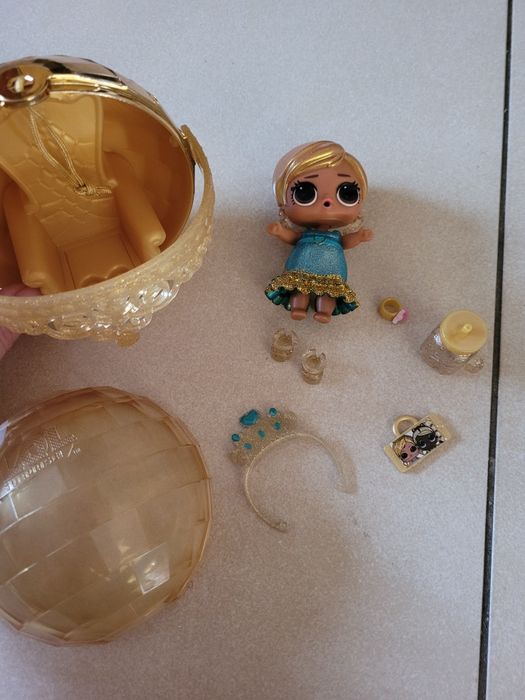 Laleczka lol surprise