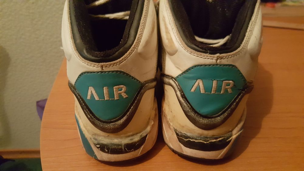 Продам Кроссовки Nike