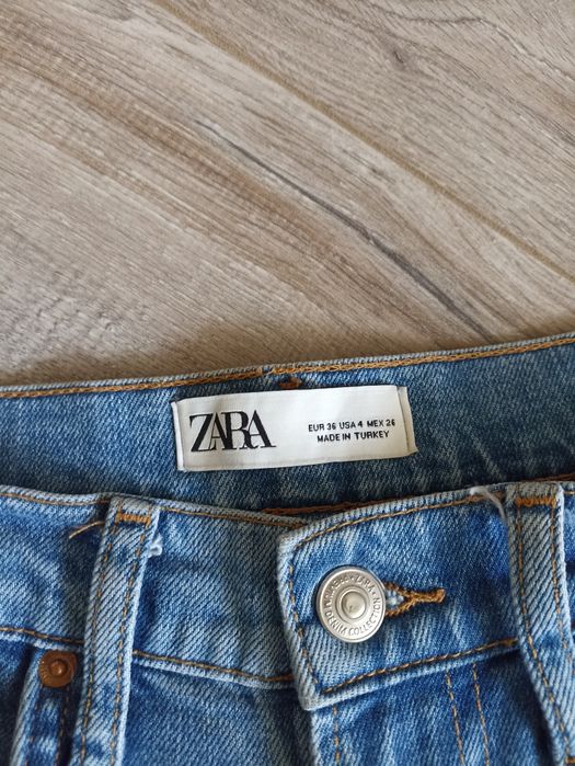 Джинсы Zara 36 размер