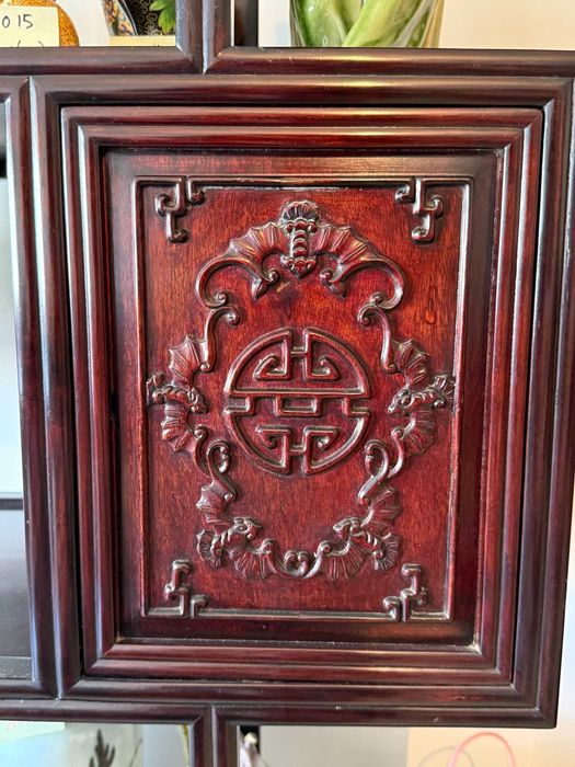 Estante Chinesa - Porta da Lua