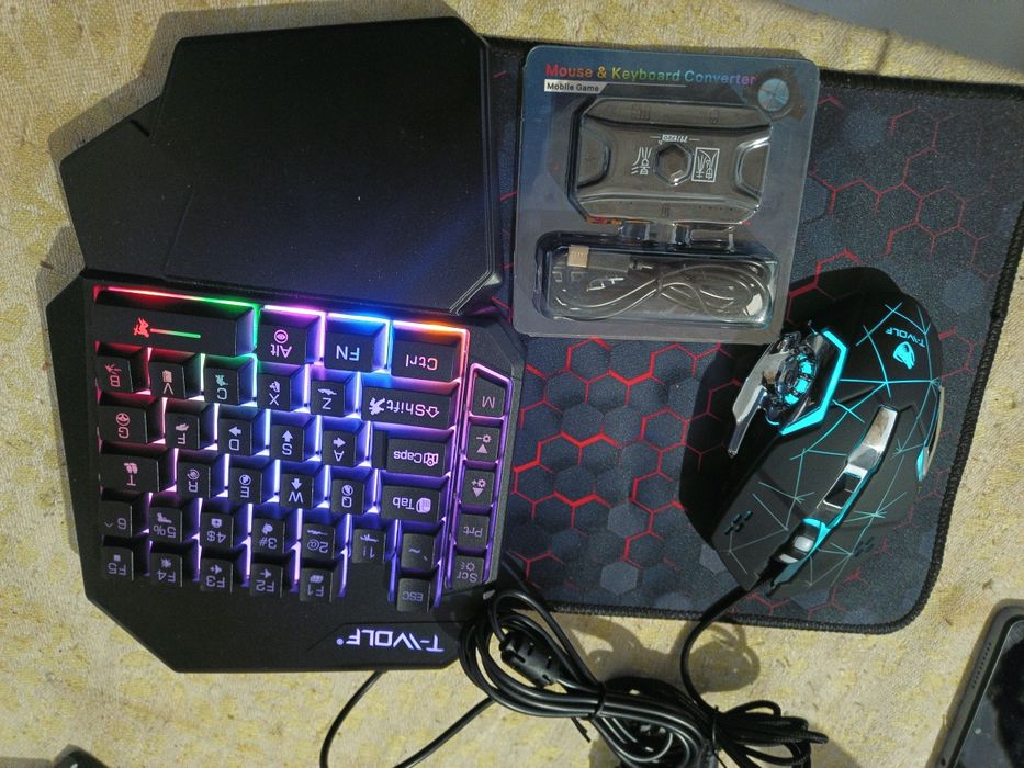Bluetooth Клавіатура + мишка для  ігор на телефоні, планшеті pubg і т д