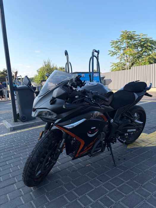 Мотоцикл Loncin 300 rr