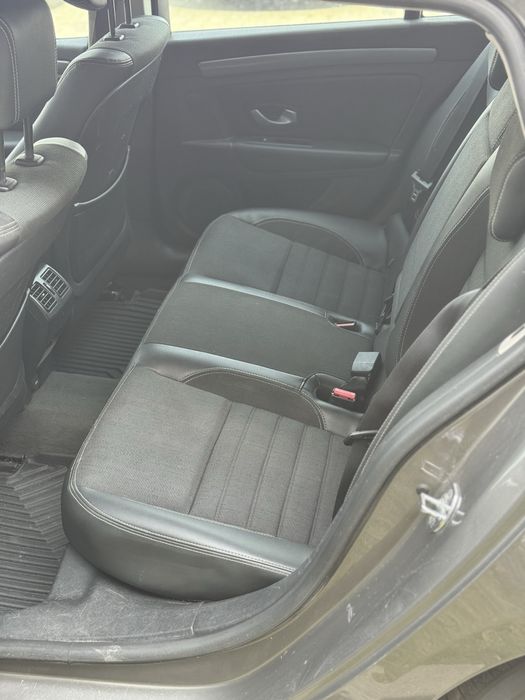 Renault Laguna 3 2.0 dCi 150KM OC Na Rok Bogate Wyposazenie Ladna I Zadbana