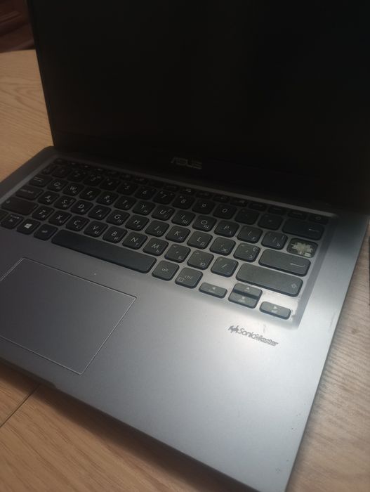 Ноутбук Asus Ігровий продам срочно !!