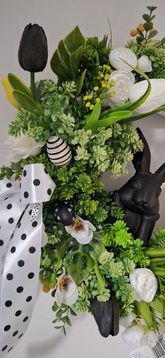 Wianek do powieszenia  wiosenno wielkanocny