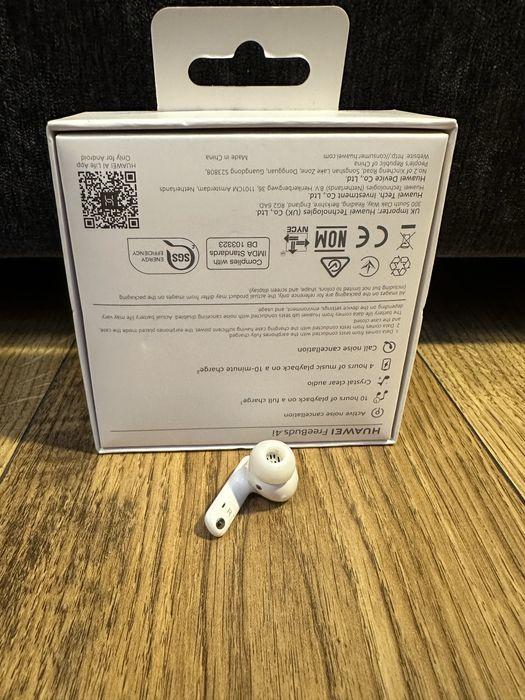 Prawa słuchawka Freebuds 5i Huawei