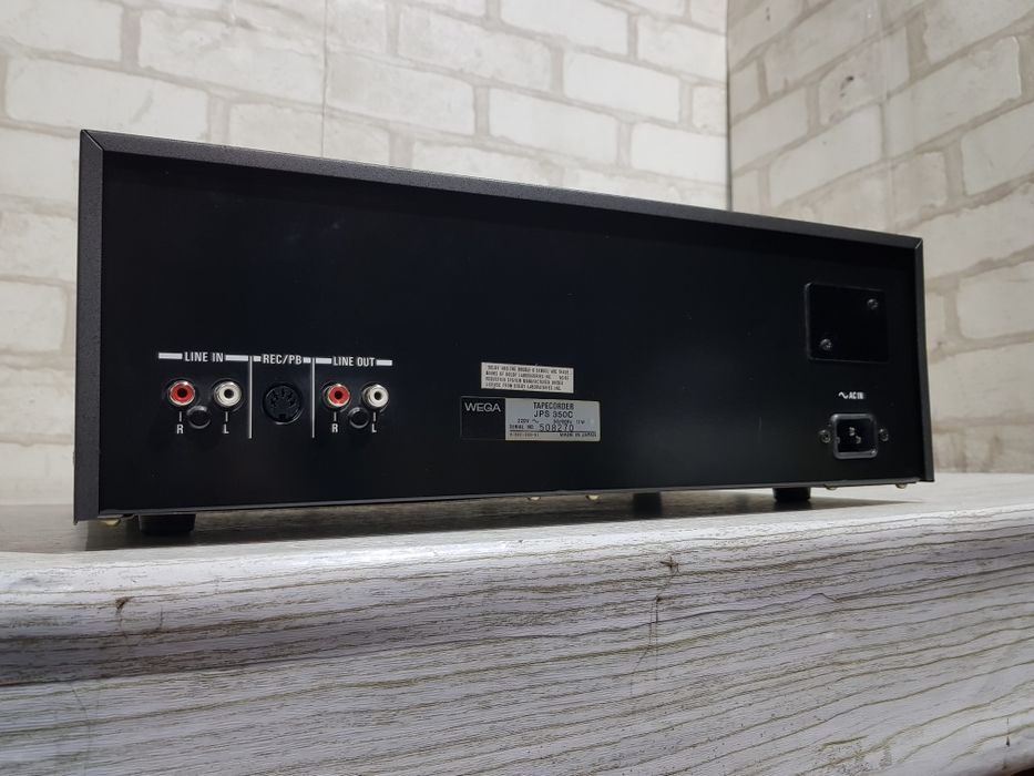 Стрілки! Стерео касетна дека WEGA JPS - 350c, б/у з Німеччини