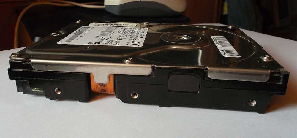 HDD 4,3 GB IBM DCAS-34330 SCSI 68 Pin Bdb Stan