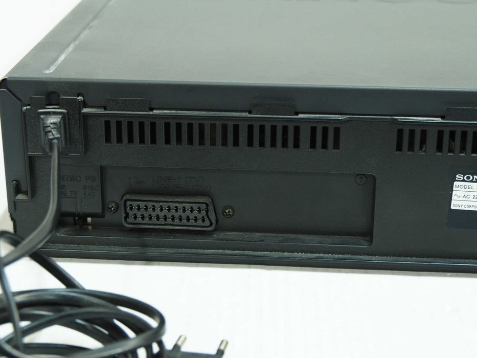 SONY SLV-SX 40 video magnetowid odtwarzacz 4 glowice BRAK pilota