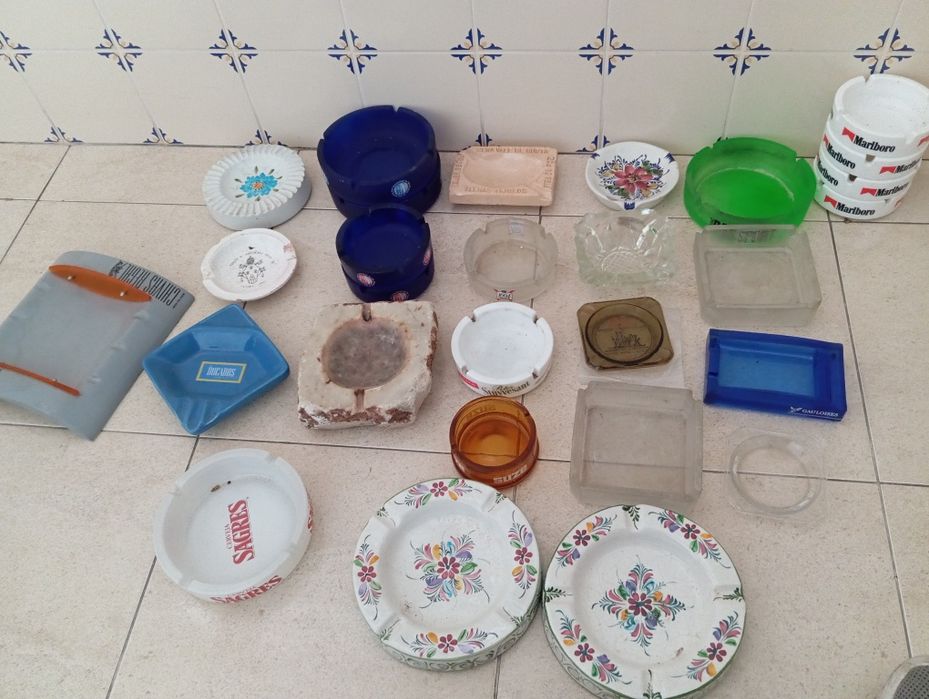 Coleção 50 cinzeiros