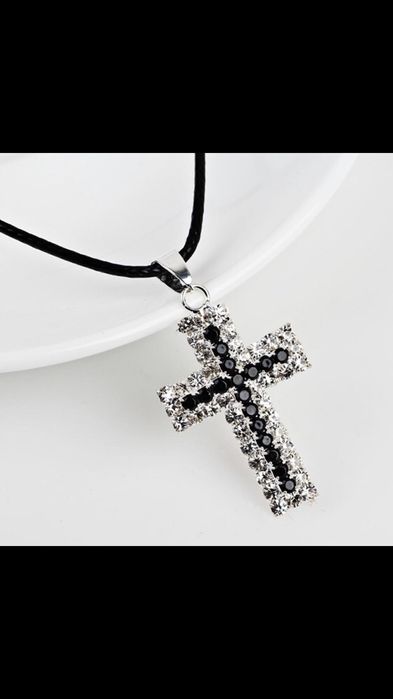 Продам крестики с цепочкой