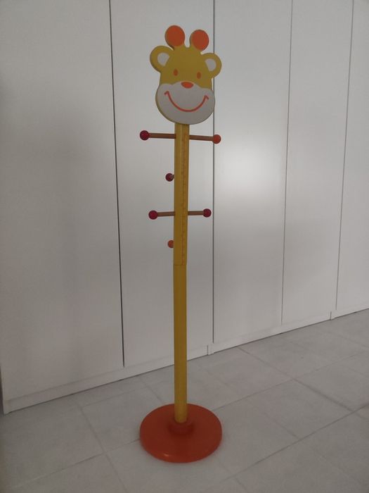 Cabide para criança