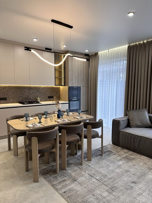 Сучасний ДУПЛЕКС з ремонтом, меблями і технікою в передімісті Києва