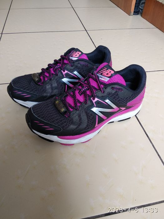 Кросівки Newbalance