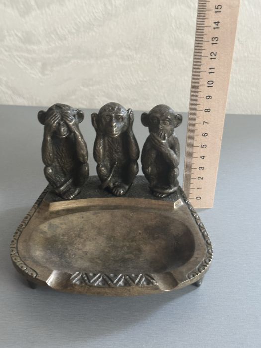 Бронзова попільничка (Бронзовая пепельница), Нимор, СРСР