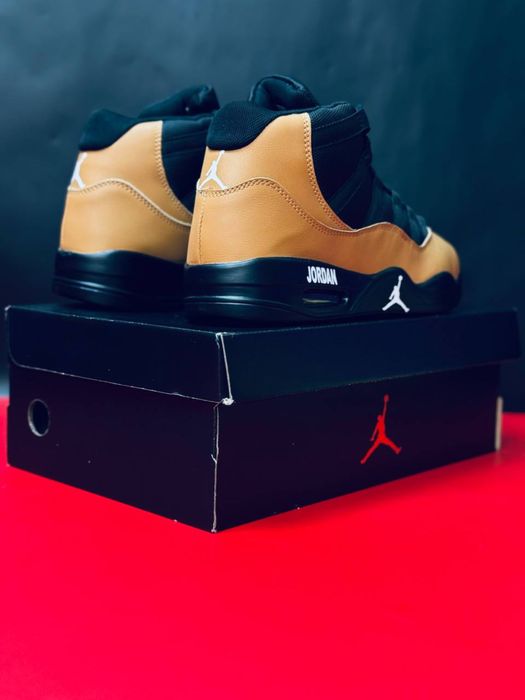 Кроссовки Nike Jordan Aura 3 Кожаные кросовки Найк Джордан / Жорики