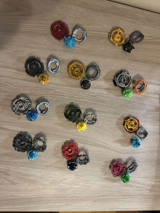 Бейблейд та запускалка