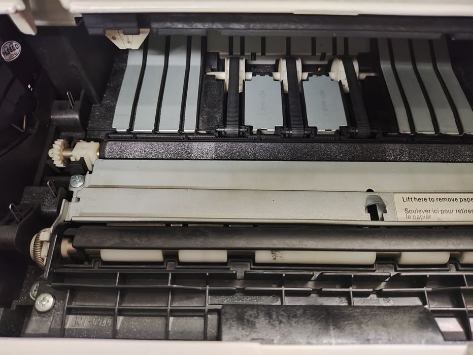 Impressoras HP e Konica