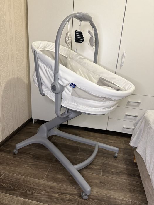 Кроватка , стільчик, шезлонг Chicco Baby Hug Air 4 в 1