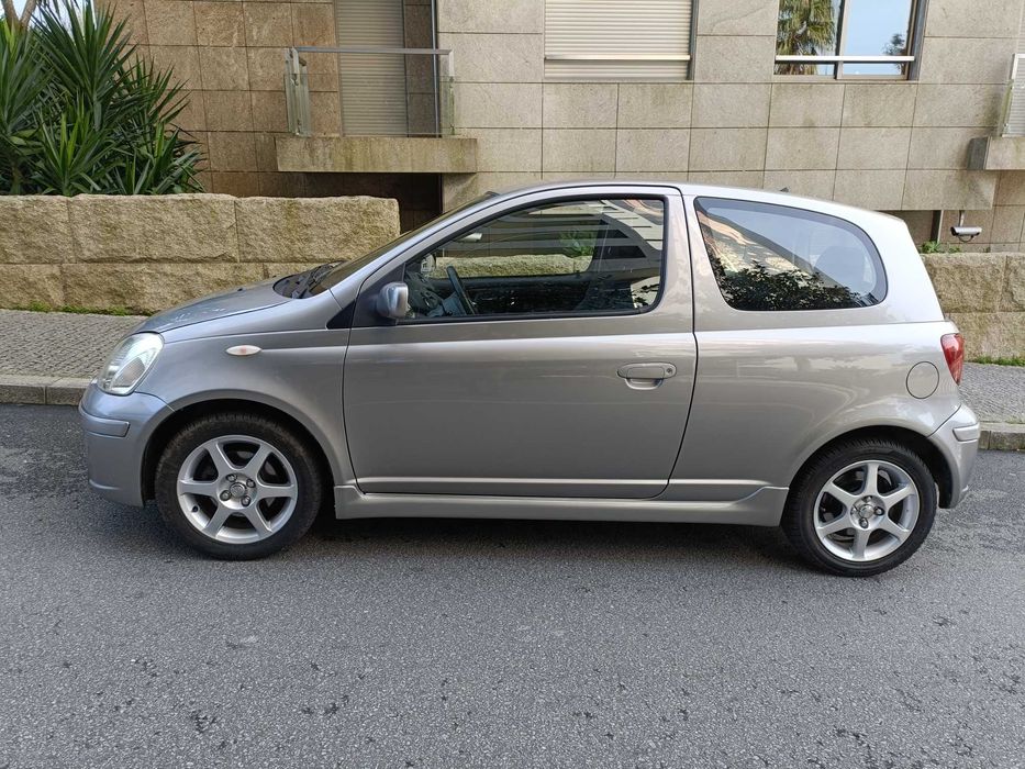 Toyota Yaris 1.5 VVT-i TS 105 Cv