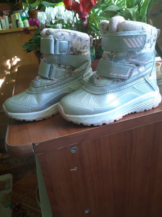 Buty zimowe dla dziewczynki