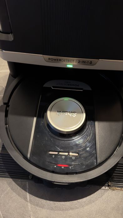 Robot sprzątający i myjący Shark PowerDetect Never Touch Pro