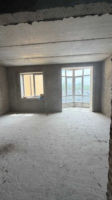Продаж 2-рівневої квартири на Чорновола