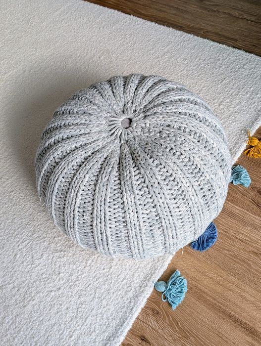 Puff pufe cinzento de malha